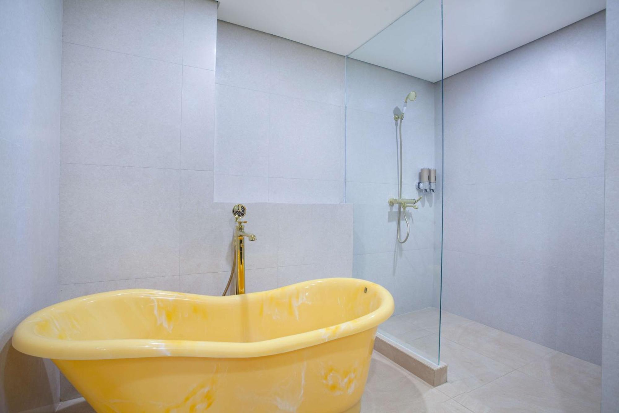Hotel Alhambra & Convention, Bw Signature Collection Tasikmalaya